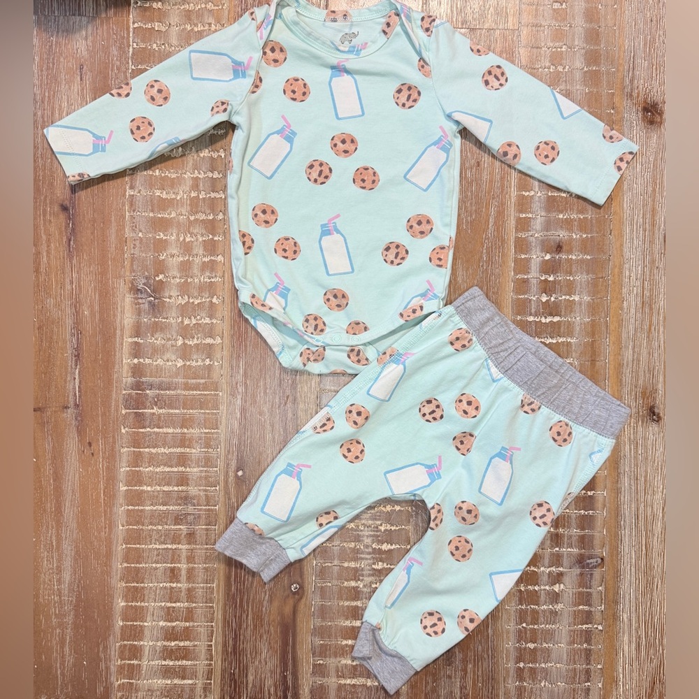 Monica + Andy Organic Cotton first moves set Mint Milk & cookies Baby Outfit